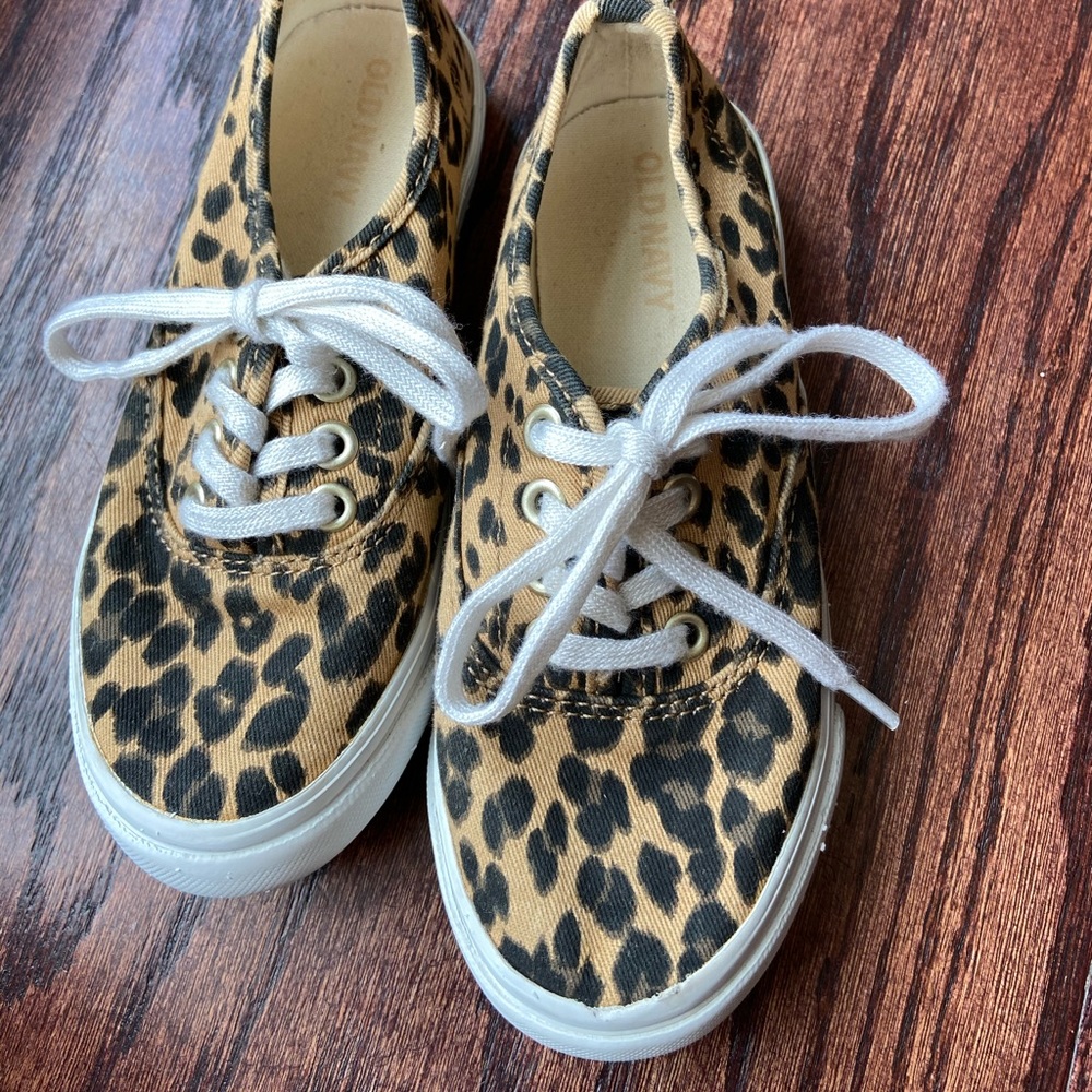 Size 11 girls shoes